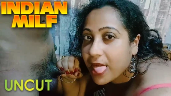 Indian MILF P01 – 2022 – UNCUT Hindi Short Film – Arpita